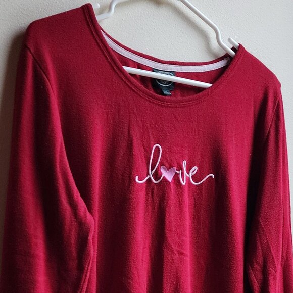 Laura Ashley Red "Love" Pajama Top Size Medium - Picture 3 of 15
